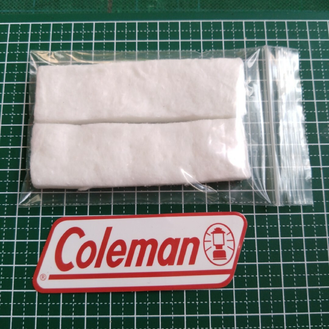 Coleman(コールマン)のコールマン  ストーブ用  気化促進材 / 燃料溜め材 ２枚　代用品　汎用品 スポーツ/アウトドアのアウトドア(その他)の商品写真
