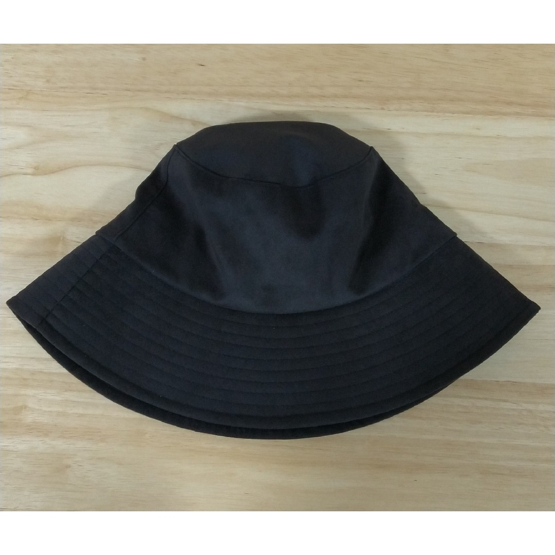 SLY(スライ)のSLY　バケットハット　スエード　ヴィーガンレザー レディースの帽子(ハット)の商品写真