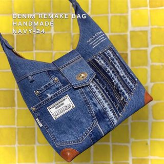 ワンショルダー𖣰肩掛けDENIM REMAKE BAG HANDMADE ✂︎(バッグ)