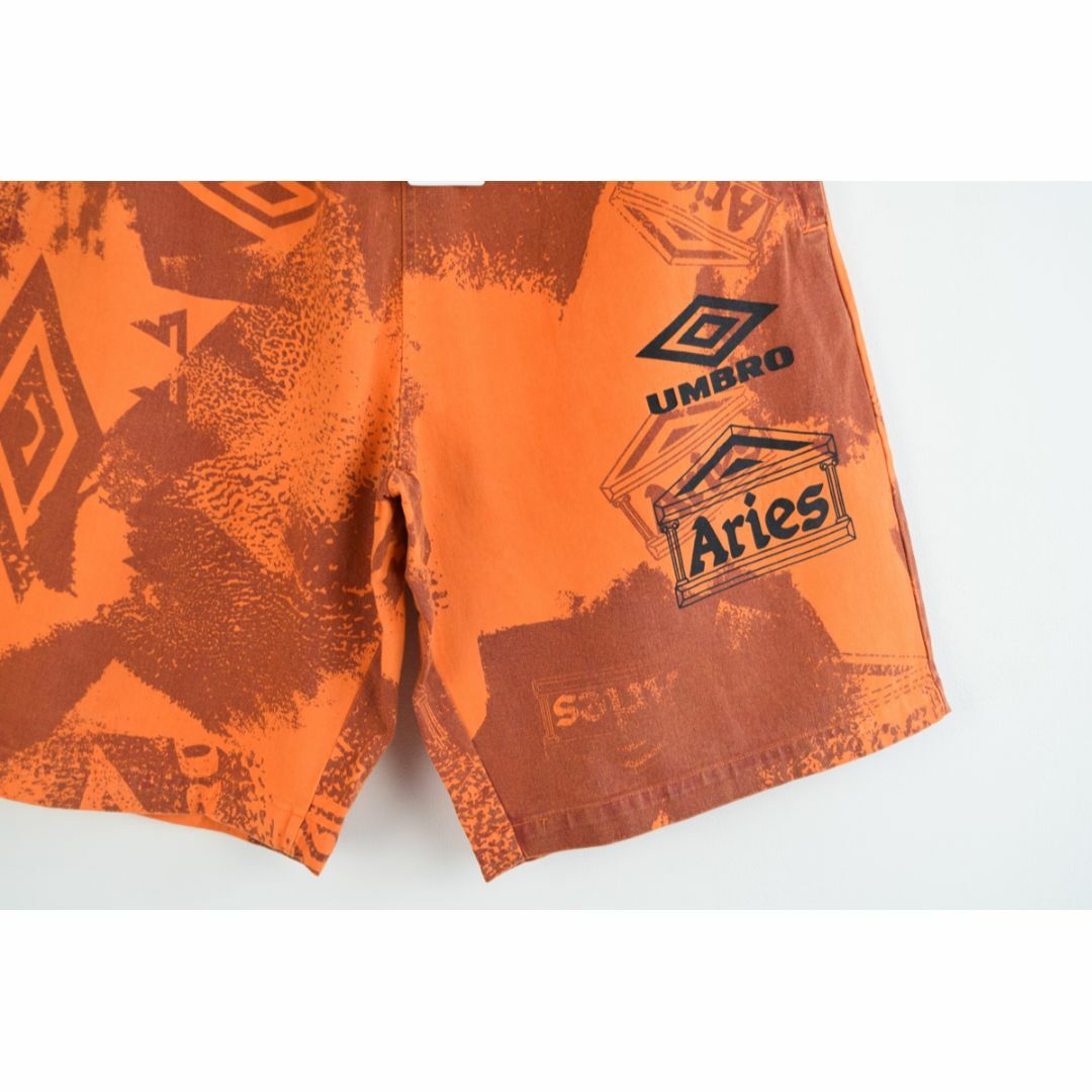 aries(アリエス)の新品 Aries x Umbro Pro 64 Shorts ショーツ　XXL メンズのパンツ(ショートパンツ)の商品写真