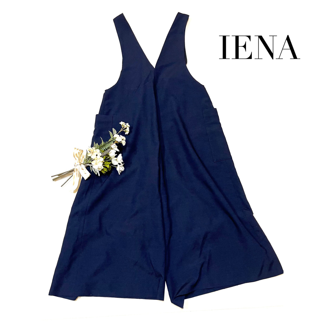 IENA(イエナ)のIENA イエナ　サロペット　M オールインワン　ネイビー　春服　春　レディース レディースのパンツ(サロペット/オーバーオール)の商品写真