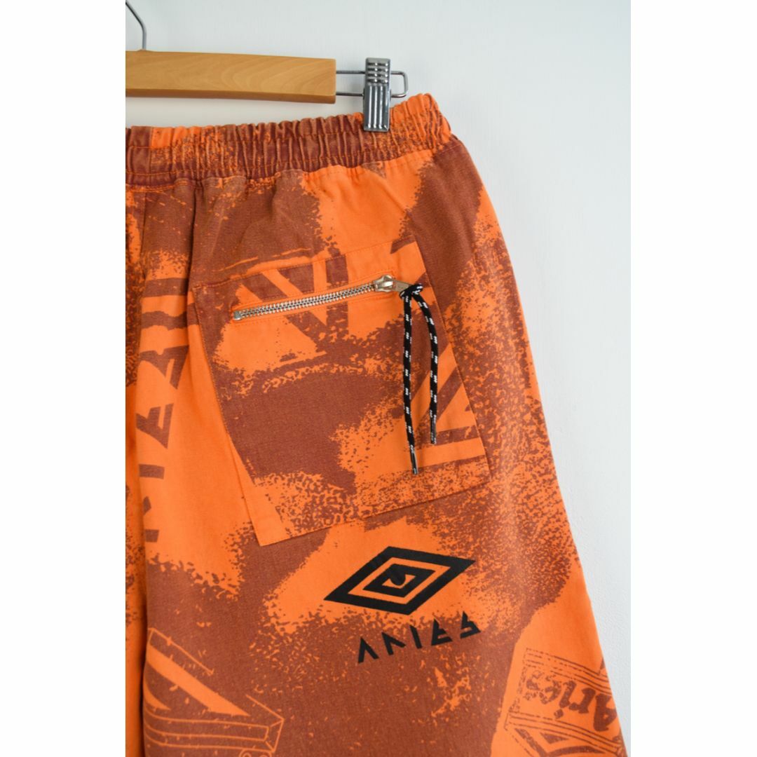 aries(アリエス)の新品 Aries x Umbro Pro 64 Shorts ショーツ　XL メンズのパンツ(ショートパンツ)の商品写真