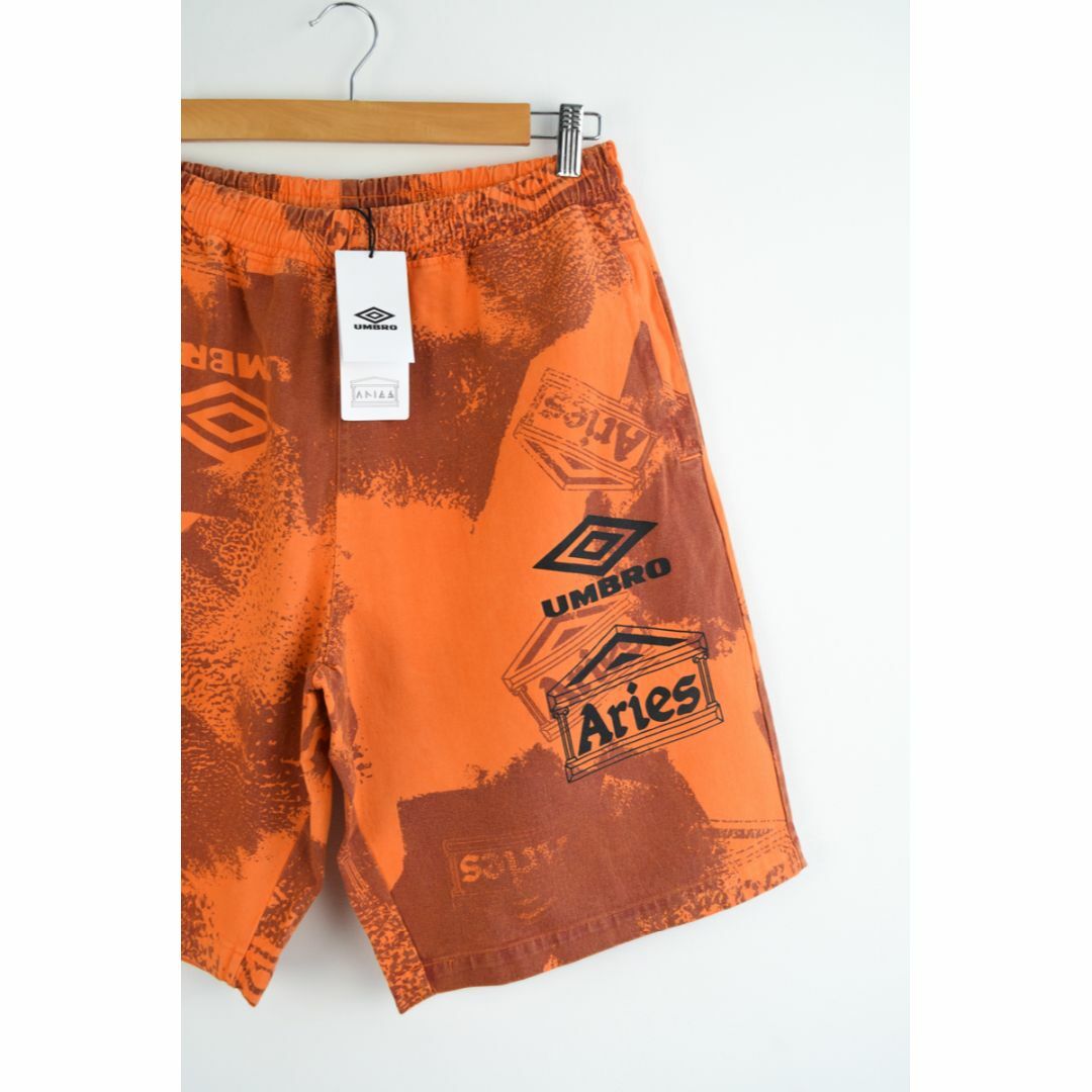 aries(アリエス)の新品 Aries x Umbro Pro 64 Shorts ショーツ　L メンズのパンツ(ショートパンツ)の商品写真