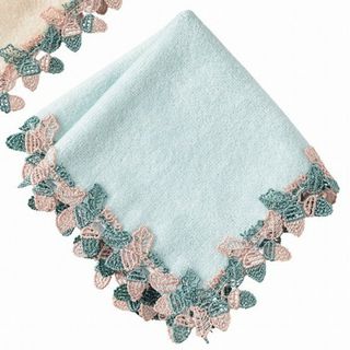 イマバリタオル(今治タオル)の◆近沢レース　シーズン限定タオルハンカチ　どんぐり　刺繍　レース　ブルー◆(ハンカチ)