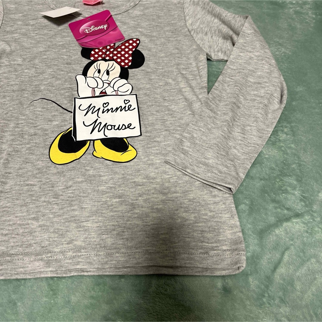 Disney(ディズニー)のミニー　ロンT 130 キッズ/ベビー/マタニティのキッズ服女の子用(90cm~)(Tシャツ/カットソー)の商品写真