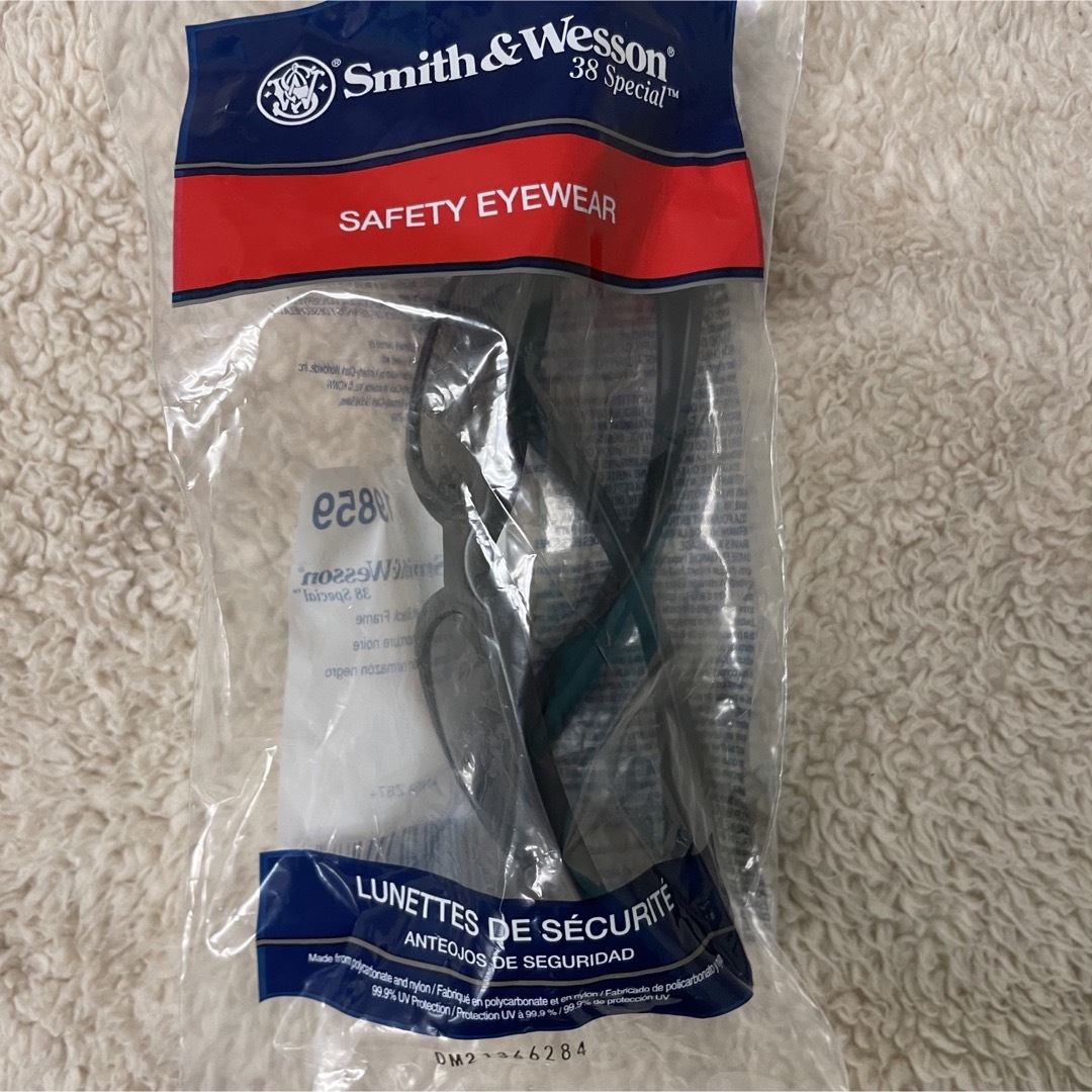 ☆新品送料込み☆ S&W（スミス＆ウエッソン） Safety gogle メンズのファッション小物(サングラス/メガネ)の商品写真