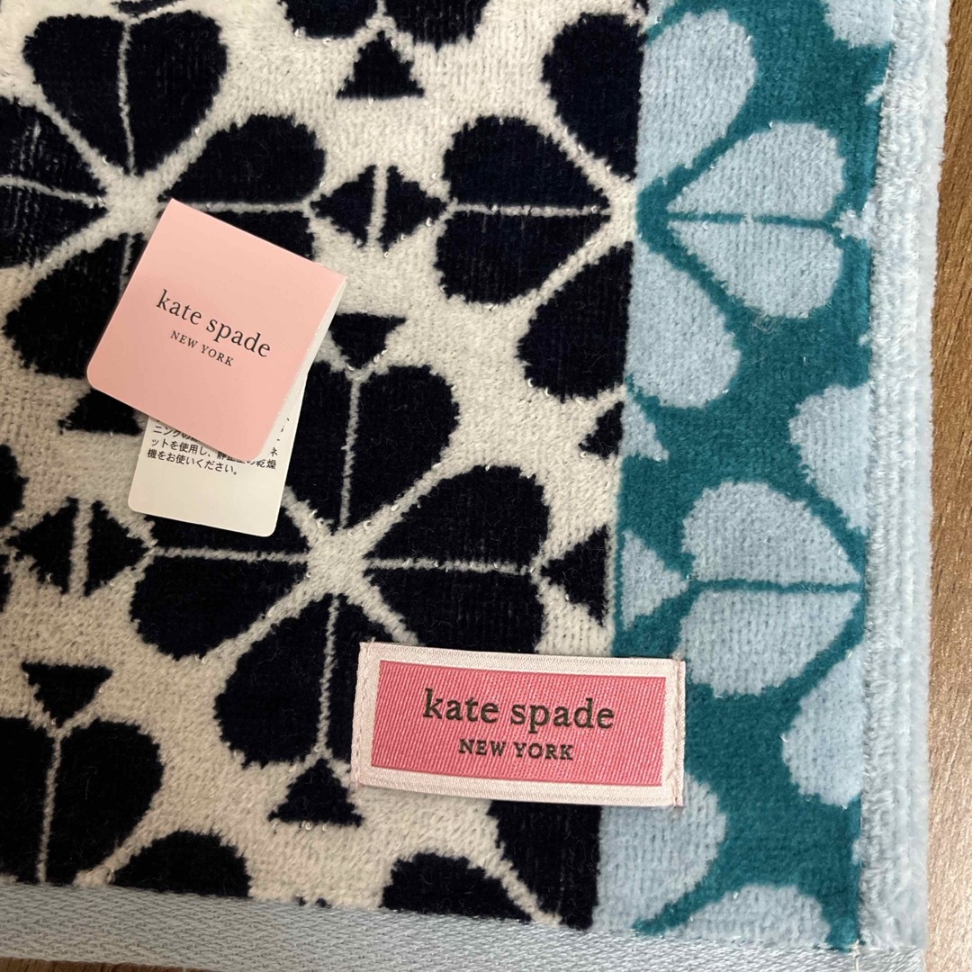 kate spade new york(ケイトスペードニューヨーク)のkate spade new york♠︎タオルハンカチ レディースのファッション小物(ハンカチ)の商品写真