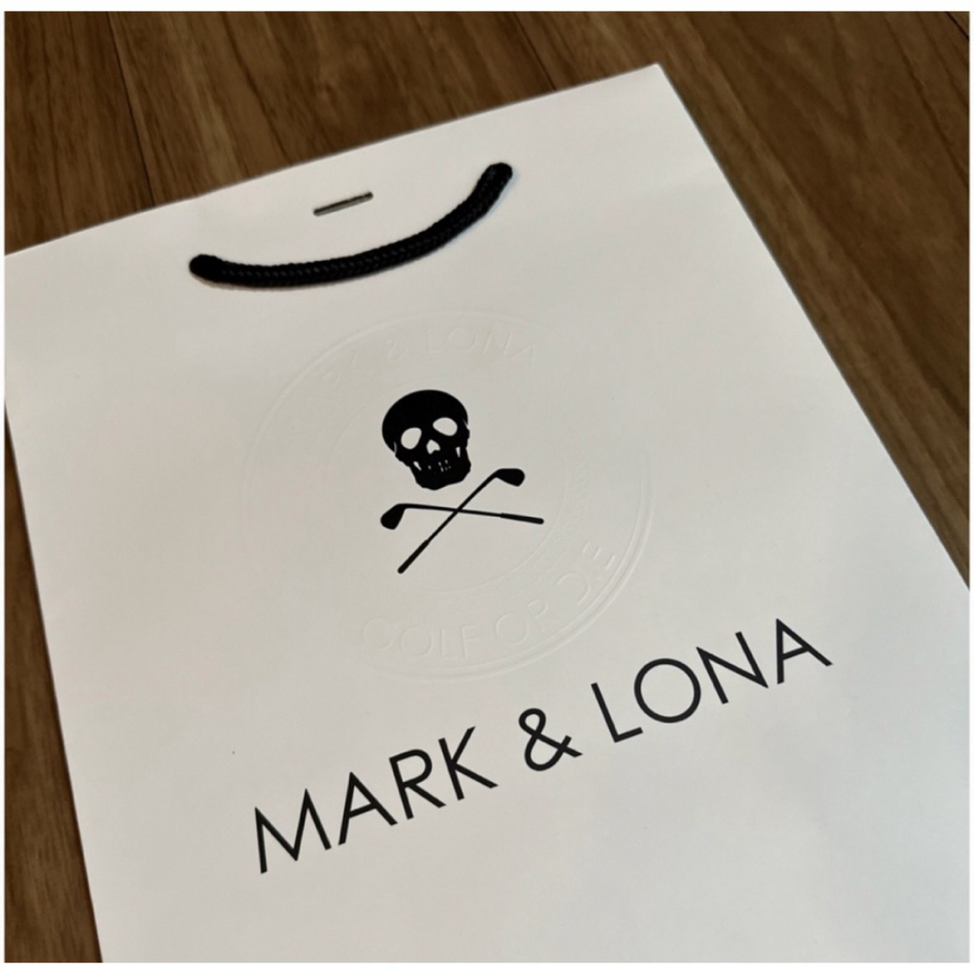 MARK&LONA(マークアンドロナ)の【新品未使用】マーク&ロナ  MARK&LONA ショッパー ショップ袋 ギフト レディースのバッグ(ショップ袋)の商品写真