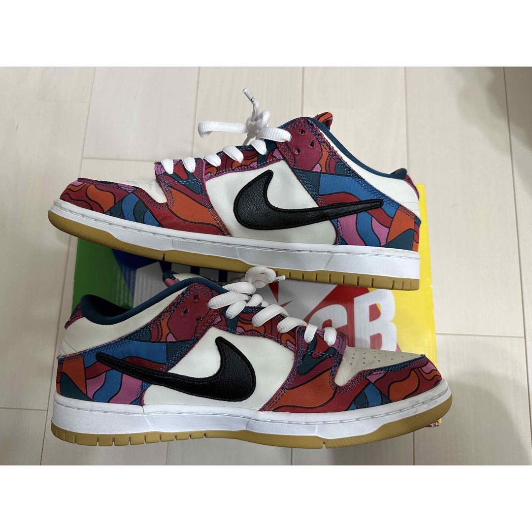 NIKE(ナイキ)の Parra × Nike SB Dunk Low Pro  28cm メンズの靴/シューズ(スニーカー)の商品写真