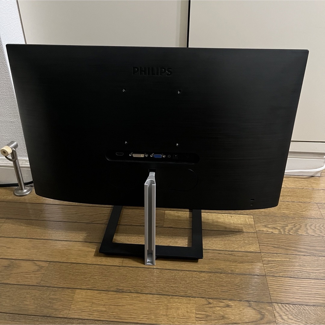 PHILIPS(フィリップス)のPHILIPS 液晶ディスプレイ 241E1D/11 スマホ/家電/カメラのPC/タブレット(ディスプレイ)の商品写真