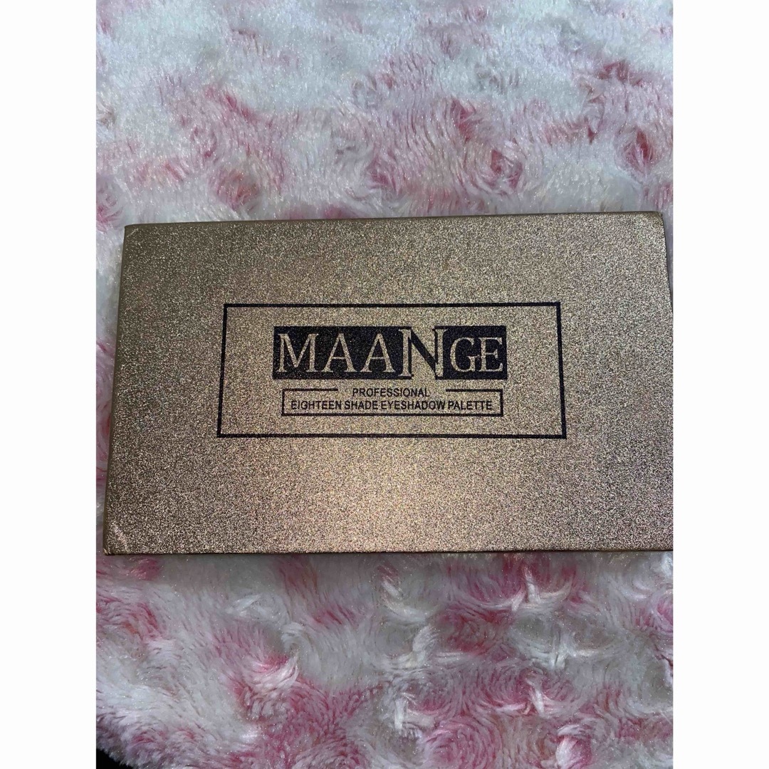 MAANGE アイシャドウ コスメ/美容のベースメイク/化粧品(アイシャドウ)の商品写真