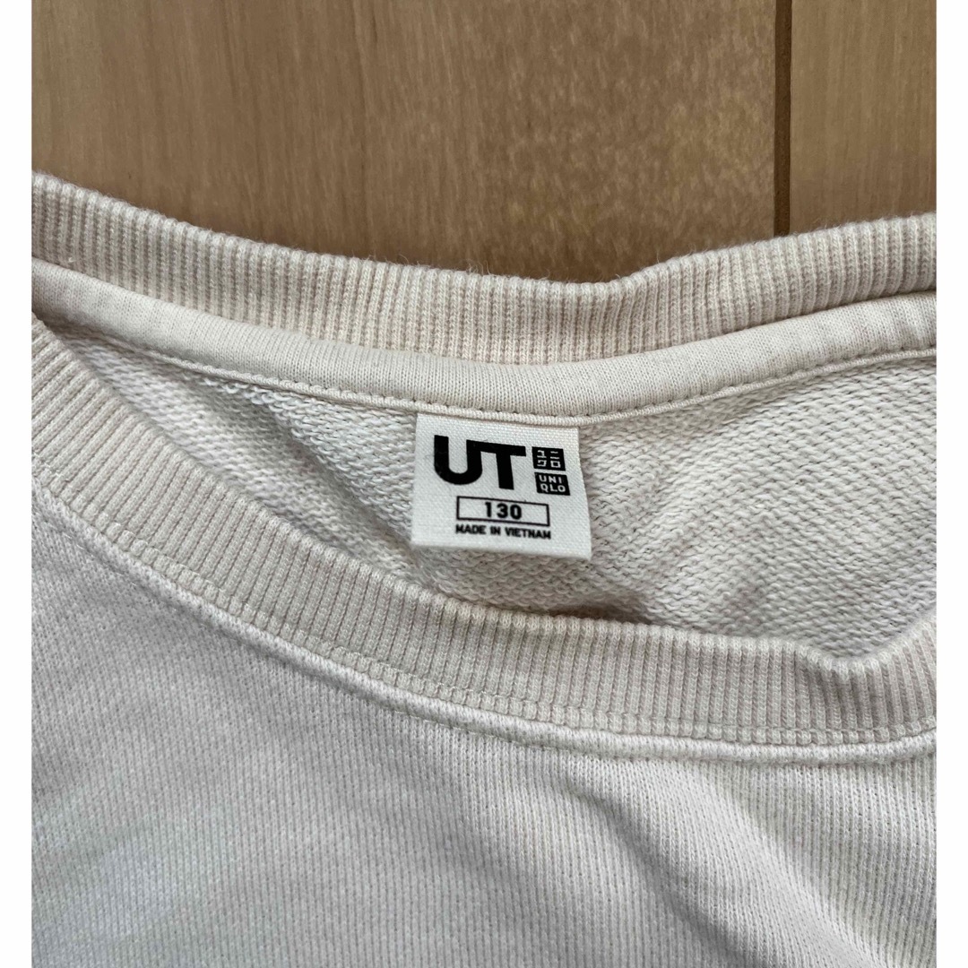 UNIQLO(ユニクロ)のUNIQLO スヌーピートレーナー 130cm キッズ/ベビー/マタニティのキッズ服男の子用(90cm~)(Tシャツ/カットソー)の商品写真