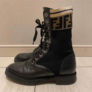 フェンディ(FENDI)のFENDI ロココ コンバットブーツ 37サイズ(ブーツ)