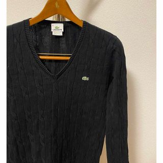 ラコステ(LACOSTE)のラコステ Vネック ケーブルニット ケーブル編みニット ブラック コットンニット(ニット/セーター)