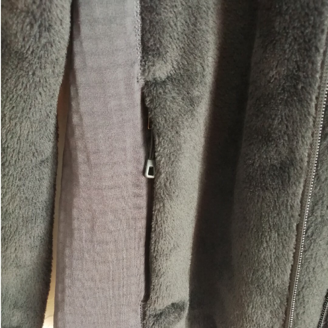 patagonia(パタゴニア)の【希少・新品未使用】patagonia　R2ジャケット　黒　М メンズのジャケット/アウター(その他)の商品写真