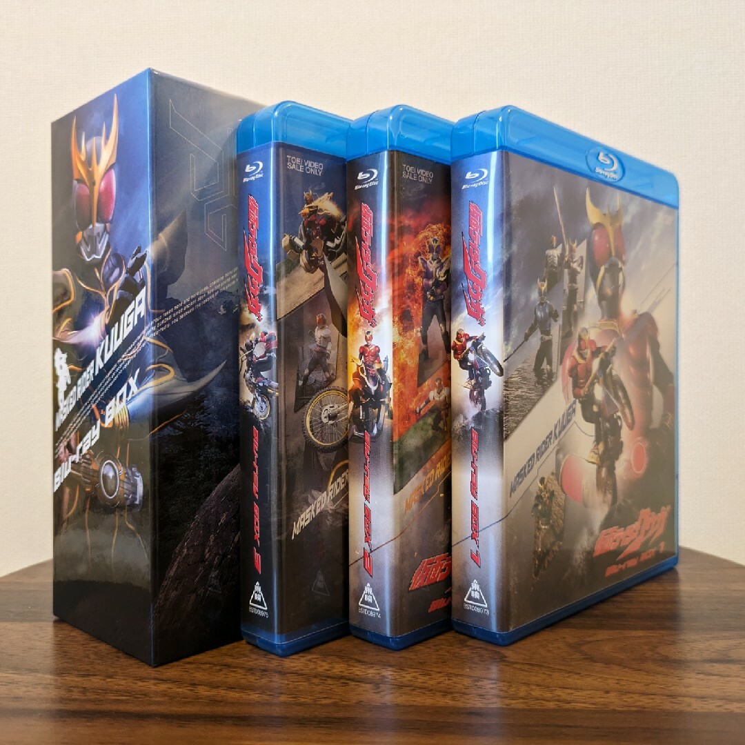 仮面ライダークウガ Blu-ray BOX 初回版 BOX付き全3BOXセット | フリマアプリ ラクマ