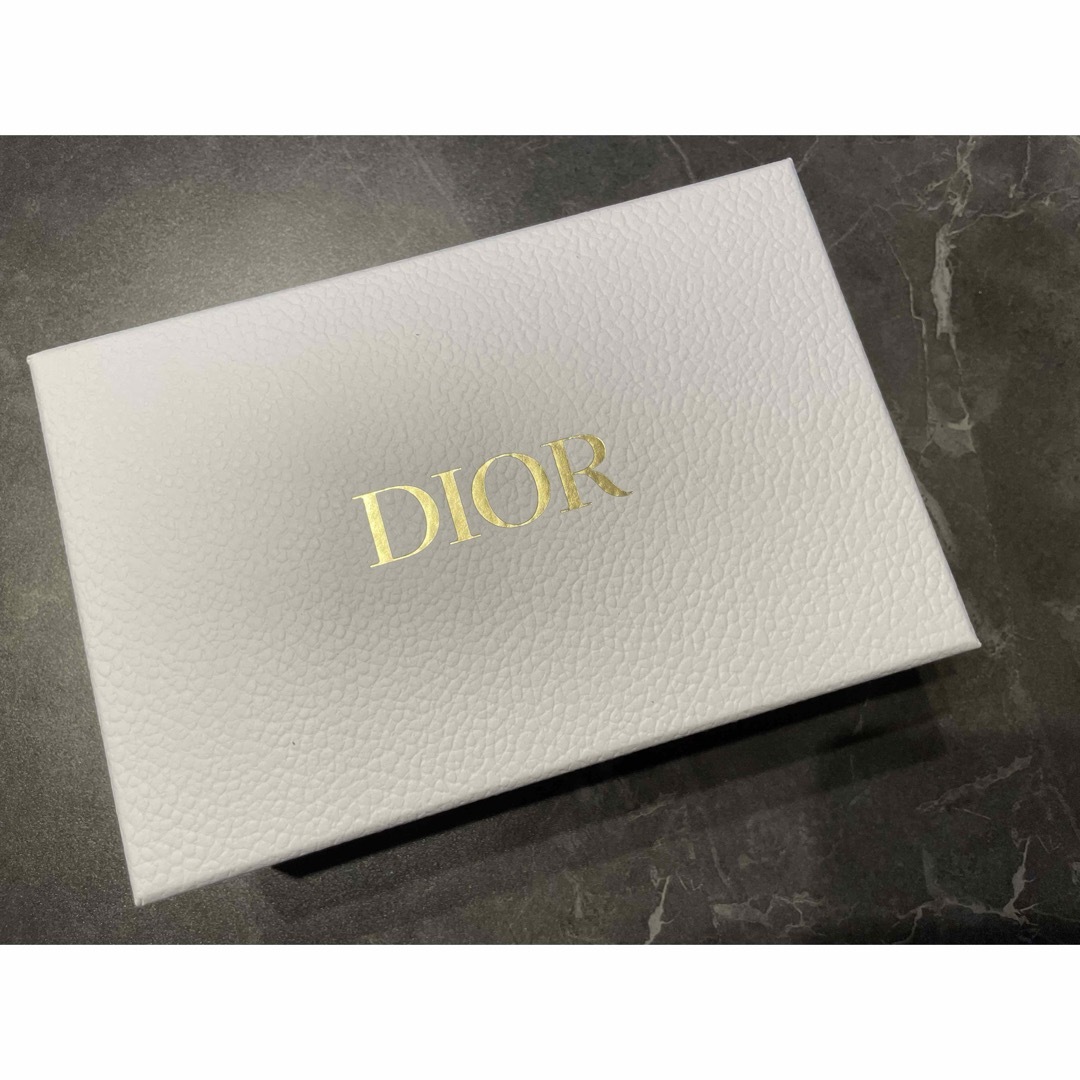 Dior(ディオール)のDior ディオール　空箱 レディースのバッグ(ショップ袋)の商品写真