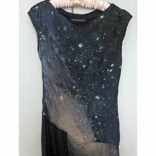 アルベルタフェレッティ(ALBERTA FERRETTI)のALBERTA FERRETTIアルベルタフェレッティ宇宙転写プリントワンピース(ひざ丈ワンピース)