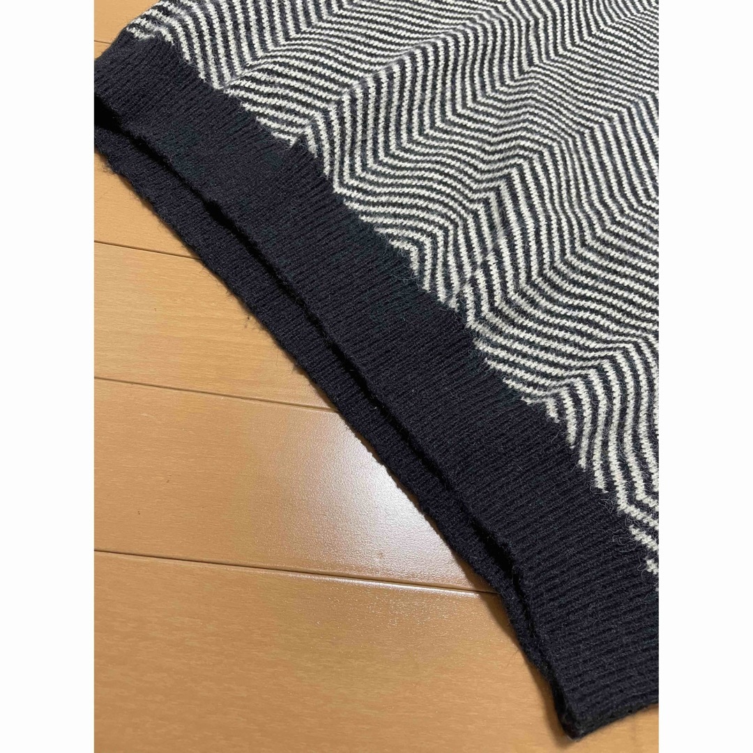 ZOZO(ゾゾ)のアプレジュールミニョン　ニット　ヘリンボーン　ブラック　ボリューム袖　 レディースのトップス(ニット/セーター)の商品写真