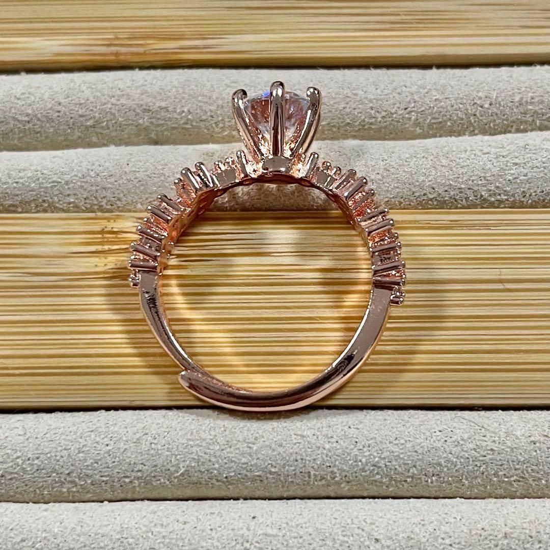 ジルコンリング　ピンクゴールド　人口ダイヤモンド　指輪　大きさ調整可能 レディースのアクセサリー(リング(指輪))の商品写真