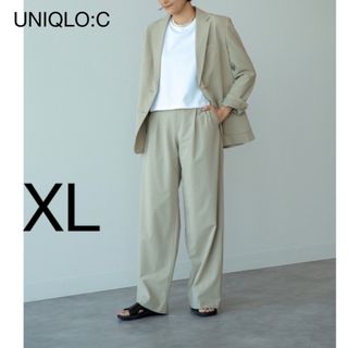 ユニクロ(UNIQLO)の【新品】UNIQLO:C　タックワイドストレートパンツ（ベージュ）(その他)