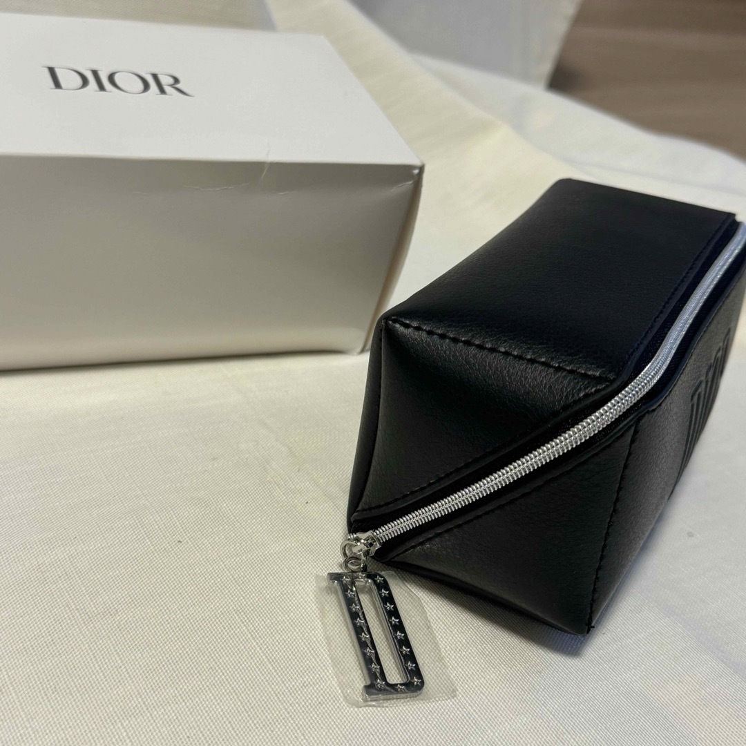 Christian Dior(クリスチャンディオール)のディオール　Christian Dior ノベルティポーチ レディースのファッション小物(ポーチ)の商品写真