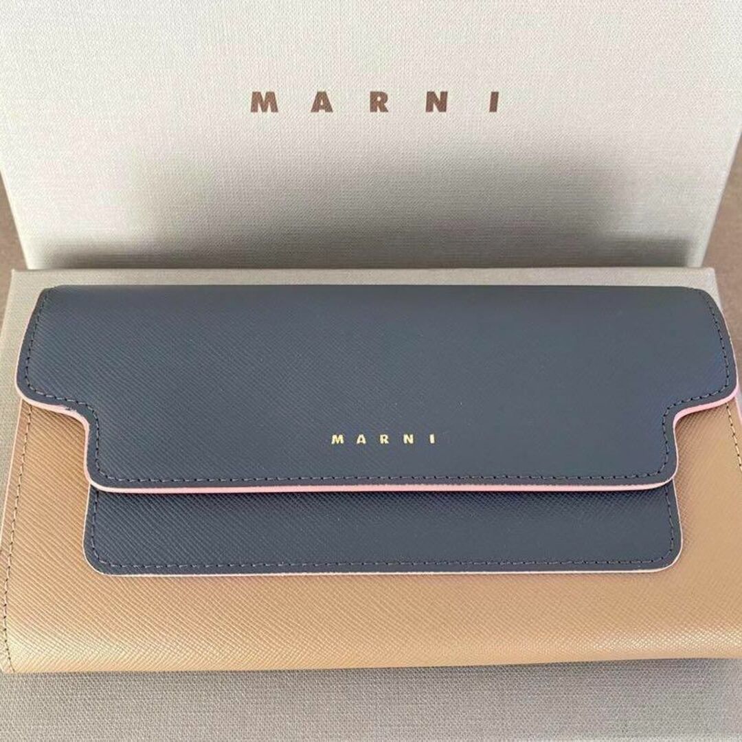 Marni(マルニ)の新品未使用　MARNI 長財布　コンパクト財布　ミニ財布 グレーベージュ レディースのファッション小物(財布)の商品写真