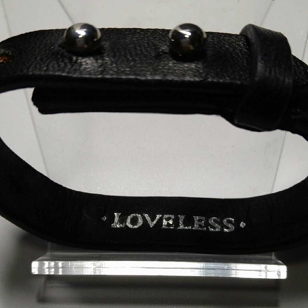 LOVELESS(ラブレス)のLOVELESS　黒革　スカルがカッコイイ、バングル メンズのアクセサリー(ブレスレット)の商品写真