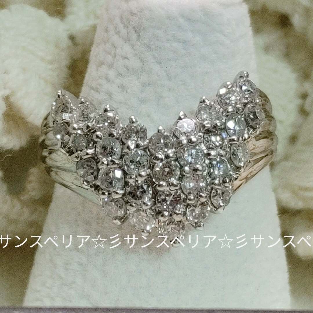 Pt900　パヴェダイヤモンド1.07ctＶ字デザインリング レディースのアクセサリー(リング(指輪))の商品写真