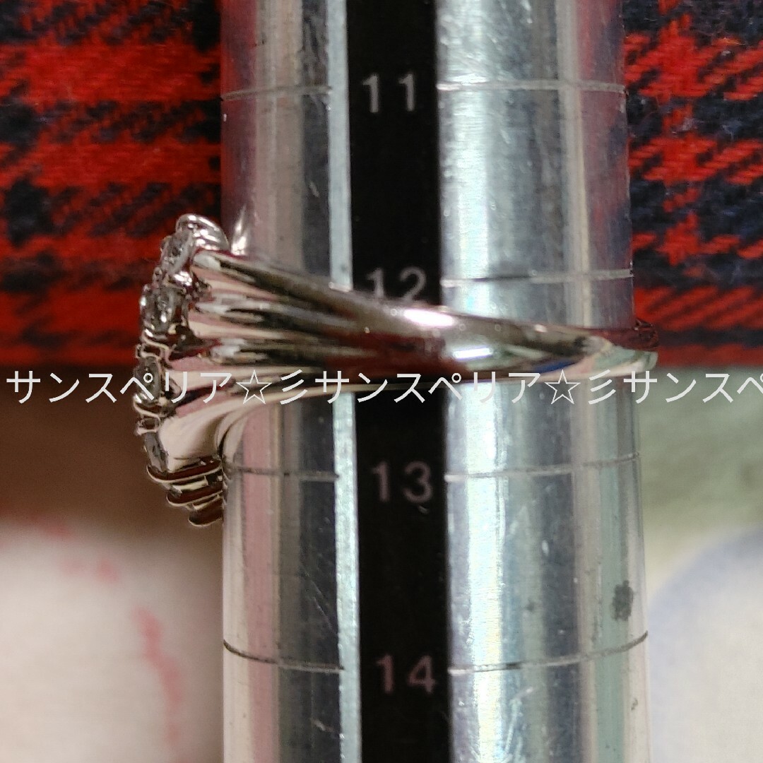 Pt900　パヴェダイヤモンド1.07ctＶ字デザインリング レディースのアクセサリー(リング(指輪))の商品写真