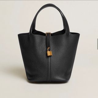 J.B. ATTIRE Limited Paris bag ジェービーアタイアの通販 by レッド