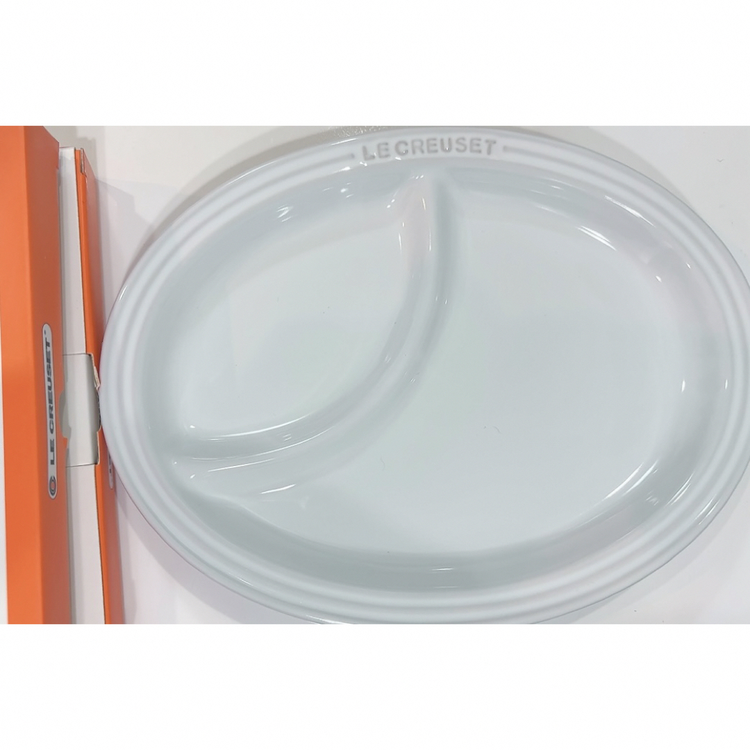 LE CREUSET(ルクルーゼ)の【新品】ルクルーゼ  LECREUSET マルチオーバルプレート S  ホワイト インテリア/住まい/日用品のキッチン/食器(食器)の商品写真