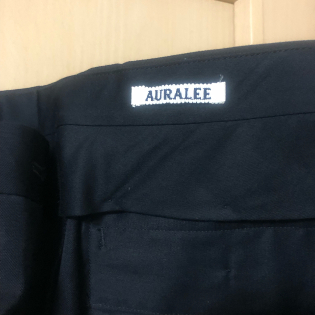 AURALEE(オーラリー)の美品オーラリー　23ss WOOL MAXGABARDINE SLACKS 4 メンズのパンツ(スラックス)の商品写真