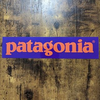 (縦4.4cm横19.7cm)patagonia パタゴニア　公式　ステッカー