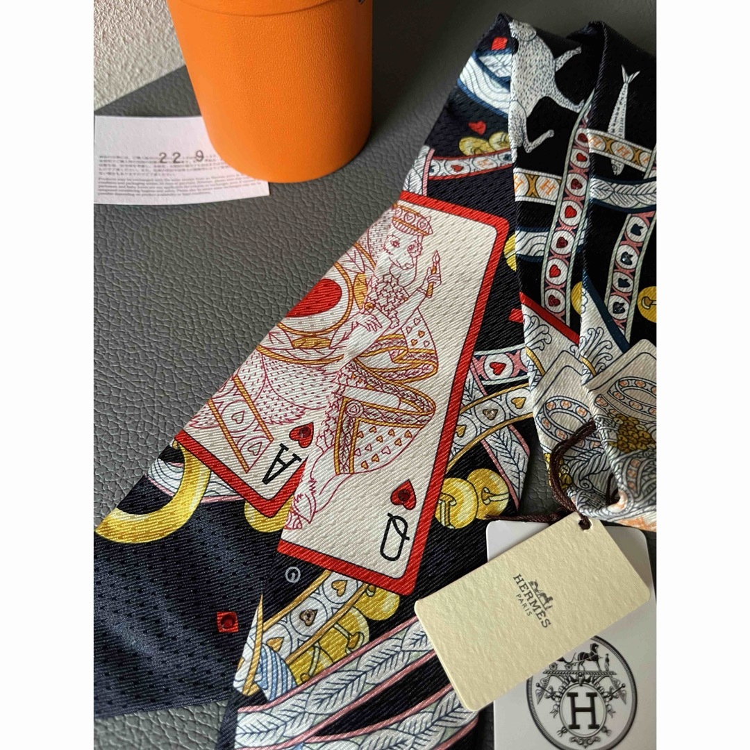 HERMES トランプツイリー カプセルコレクション スカーフ 2022AW HERMES トランプツイリー カプセルコレクション スカーフ 2022AW