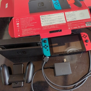 ニンテンドースイッチ(Nintendo Switch)のNintendoスウィッチゲーム本体(家庭用ゲーム機本体)