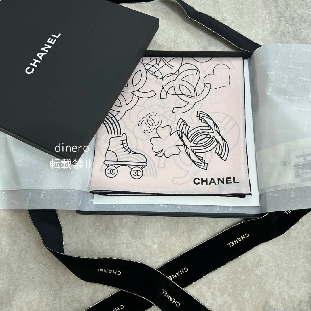 【未使用】CHANELシャネル　24Cスカーフ ココマーク柄（ホワイトピンク）