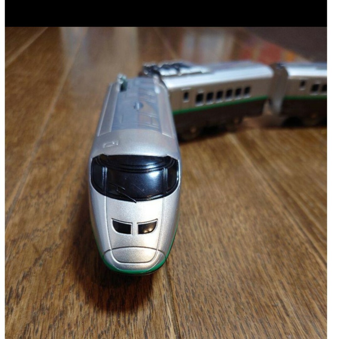 Takara Tomy(タカラトミー)のプラレール 車両 S-06 E3系 新幹線 つばさ 連結可 キッズ/ベビー/マタニティのおもちゃ(電車のおもちゃ/車)の商品写真