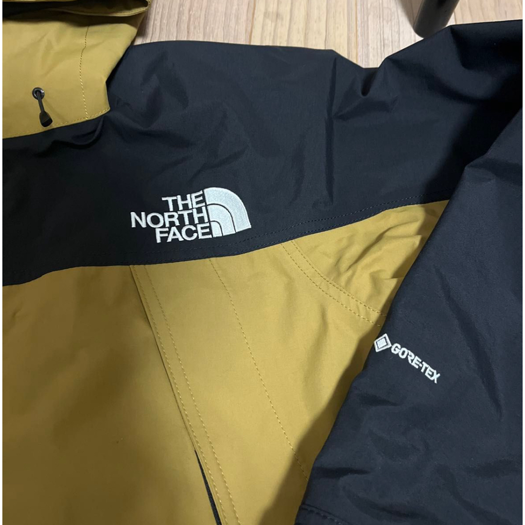 THE NORTH FACE(ザノースフェイス)のザノースフェイス マウンテンライトジャケット　ブリティッシュカーキ メンズのジャケット/アウター(マウンテンパーカー)の商品写真