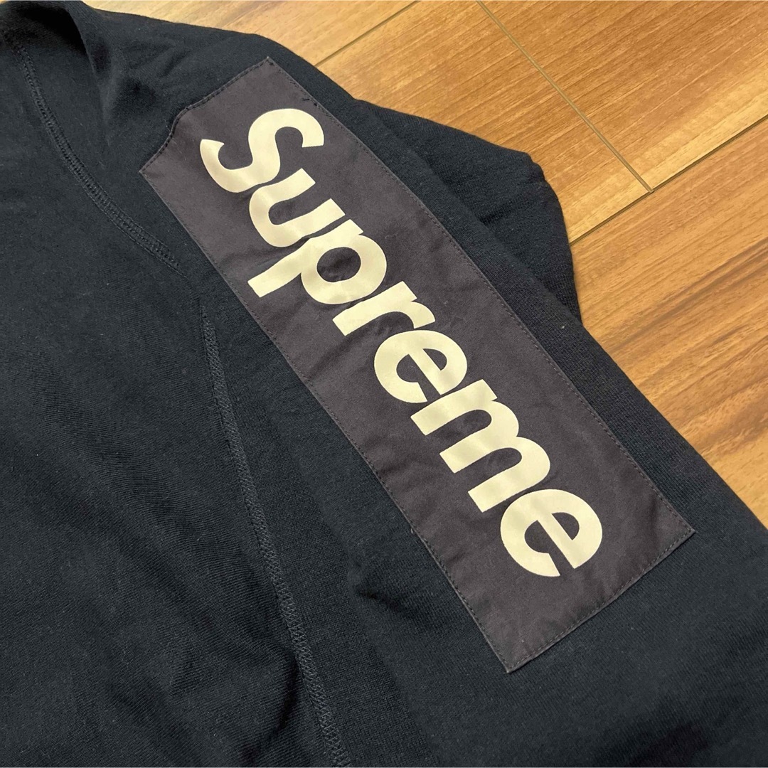 Supreme(シュプリーム)のSupreme 17SS Sleeve Patch フーディ L Navy メンズのトップス(パーカー)の商品写真