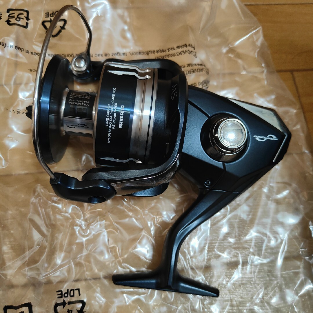 シマノ(SHIMANO) 大型スピニングリール 24 ストラディックSW シマノ(SHIMANO) 大型スピニングリール 24 ストラディックSW