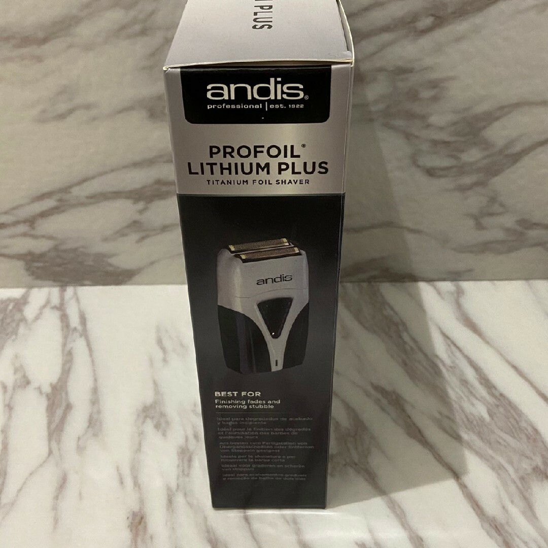 dm Andis アンディス バリカン チタン シェーバー 充電式　White スマホ/家電/カメラの美容/健康(メンズシェーバー)の商品写真
