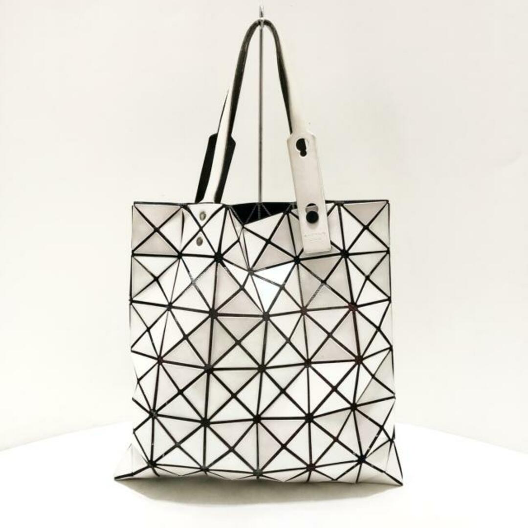 BAOBAO ISSEYMIYAKE(バオバオイッセイミヤケ) トートバッグ - 白×黒 PVC(塩化ビニール)×ポリエステル×ナイロン×ポリウレタン