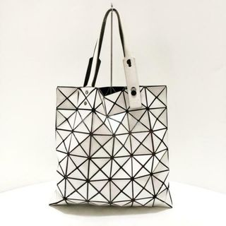 バオバオイッセイミヤケ(BaoBaoIsseyMiyake)のBAOBAO ISSEYMIYAKE(バオバオイッセイミヤケ) トートバッグ - 白×黒 PVC(塩化ビニール)×ポリエステル×ナイロン×ポリウレタン(トートバッグ)