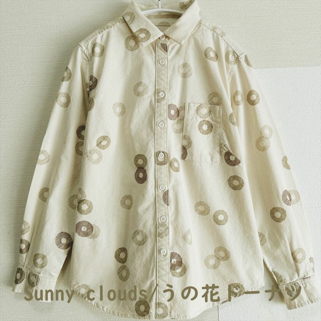 Sunny clouds（FELISSIMO）(サニークラウズ)の【Sunny clouds】伊勢神宮 豆腐庵山中 うの花どーなつ柄 シャツ レディースのトップス(シャツ/ブラウス(長袖/七分))の商品写真