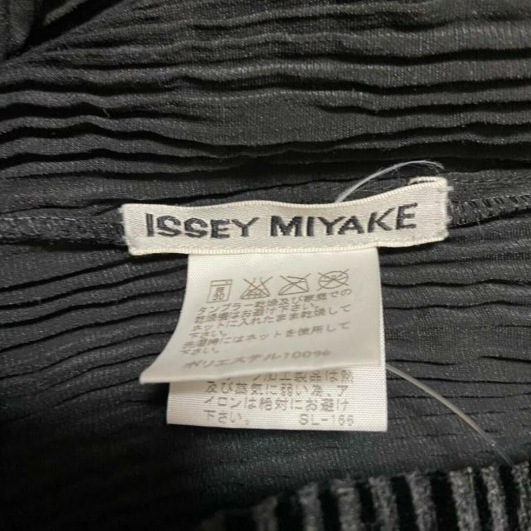 ISSEYMIYAKE(イッセイミヤケ) 長袖カットソー サイズ2 M ISSEYMIYAKE(イッセイミヤケ) 長袖カットソー サイズ2 M