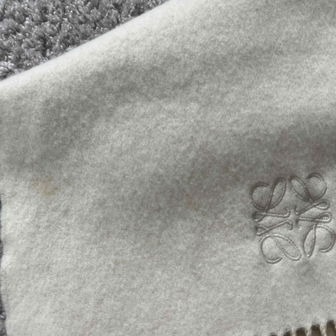 LOEWE(ロエベ)のLOEWE Anagram wool scarf　ウールマフラー レディースのファッション小物(マフラー/ショール)の商品写真