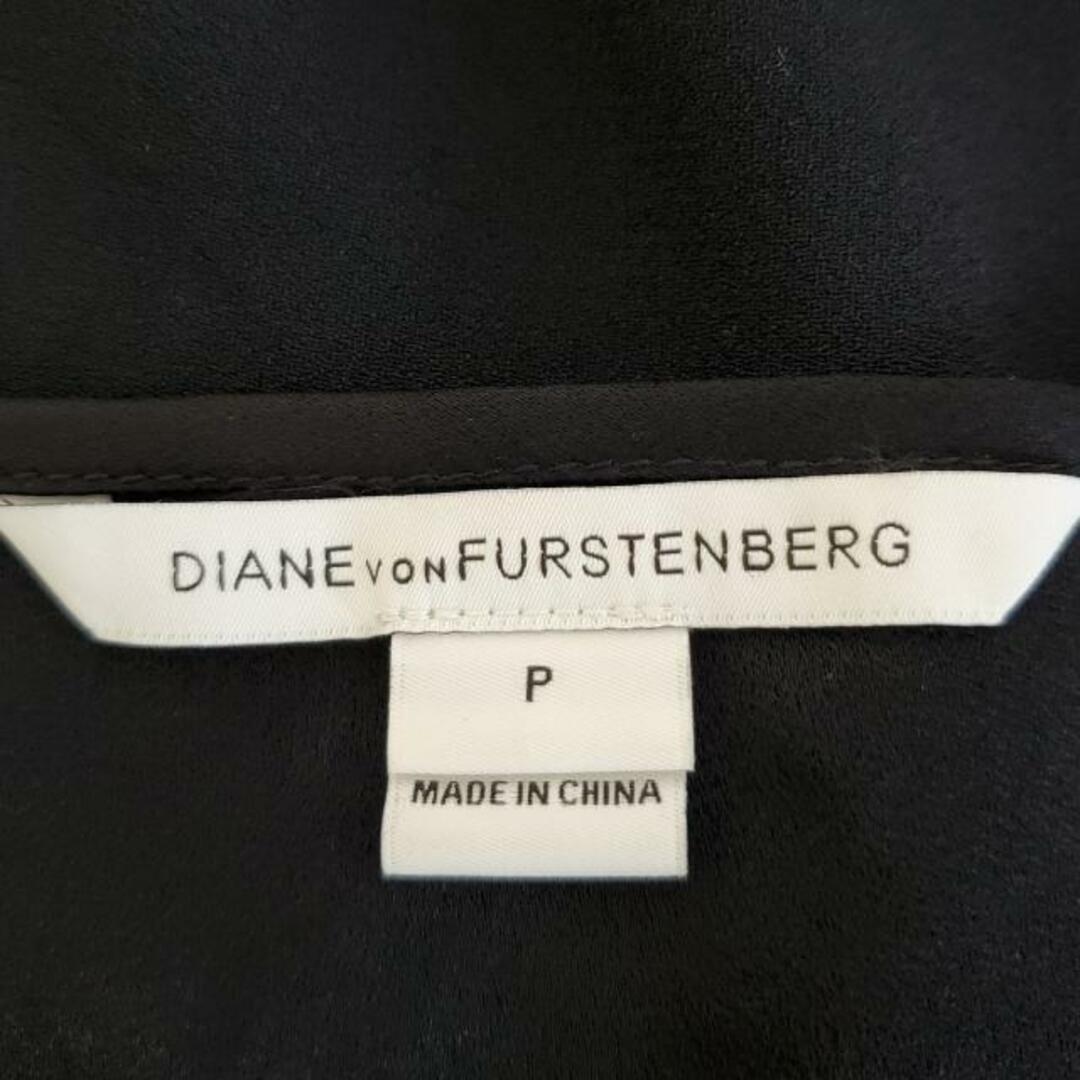 DIANE von FURSTENBERG(ダイアンフォンファステンバーグ)のDIANE VON FURSTENBERG(DVF)(ダイアン・フォン・ファステンバーグ) ワンピース サイズP M レディース美品  - ダークネイビー×黒 クルーネック/半袖/ひざ丈/フリル/アシンメトリー レディースのワンピース(その他)の商品写真