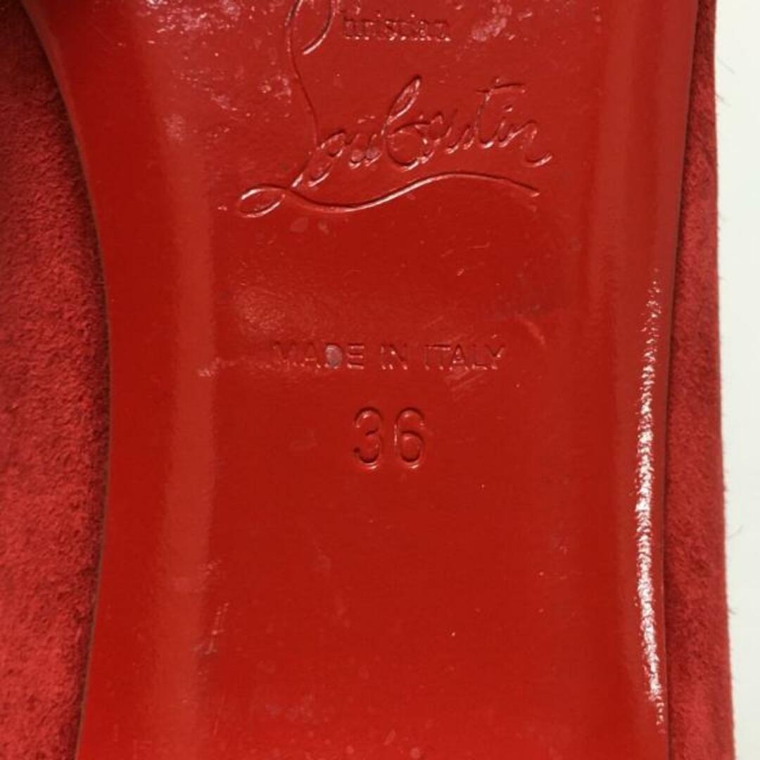 Christian Louboutin(クリスチャンルブタン)のCHRISTIAN LOUBOUTIN(クリスチャンルブタン) フラットシューズ 36 レディース - レッド リボン/インヒール スエード×エナメル（レザー） レディースの靴/シューズ(その他)の商品写真