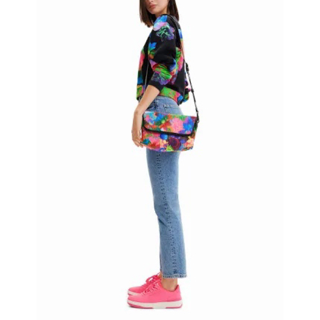 DESIGUAL(デシグアル)の新品✨タグ付き♪お洒落💖デシグアル　ショルダーバッグ 　大特価❣️ レディースのバッグ(ショルダーバッグ)の商品写真